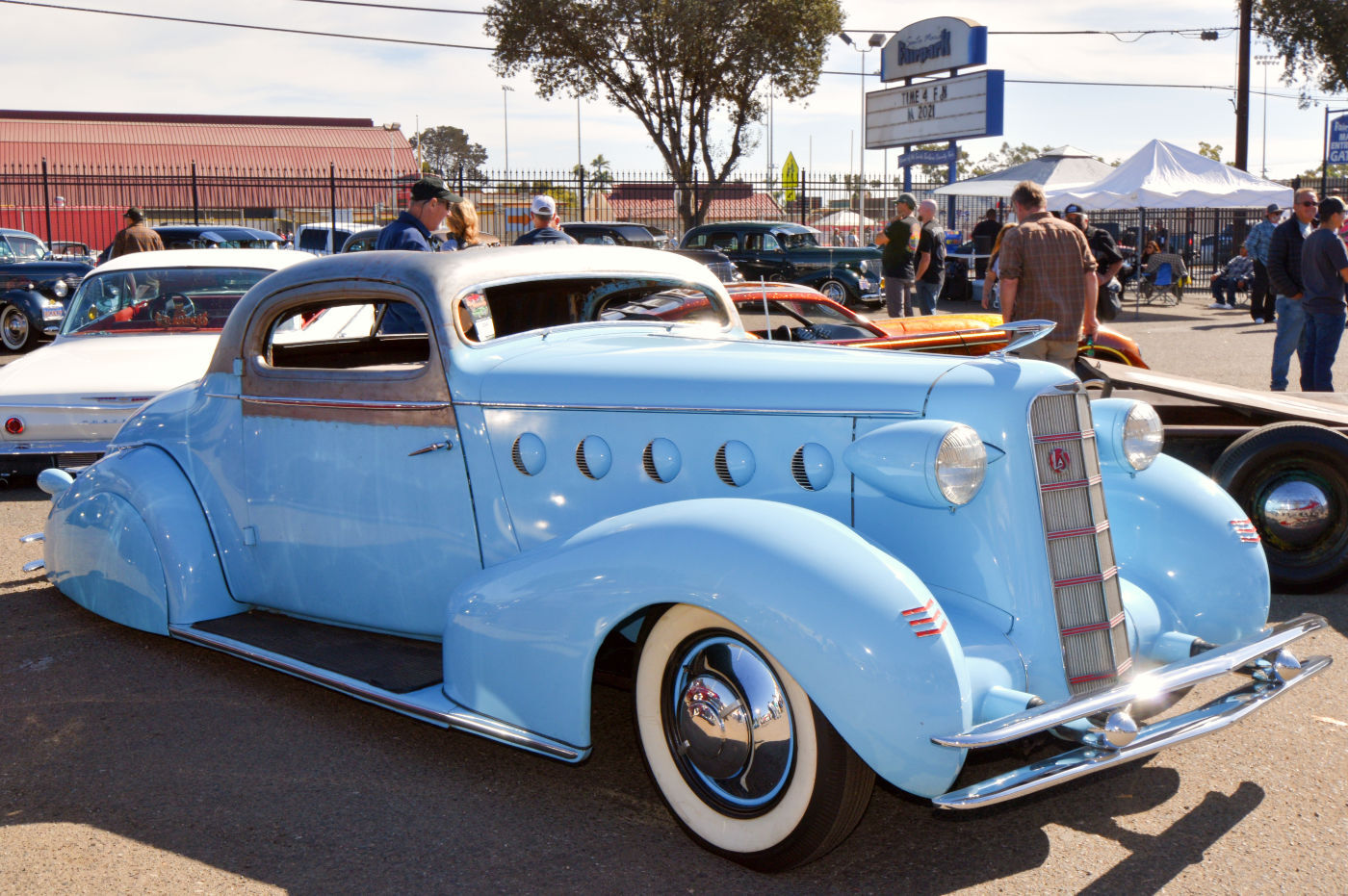 102321-smt-news-kustoms-car-show-009